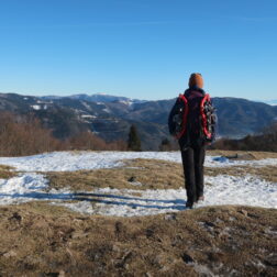 Prendre de la hauteur : Raquettes - Yoga à Albanne